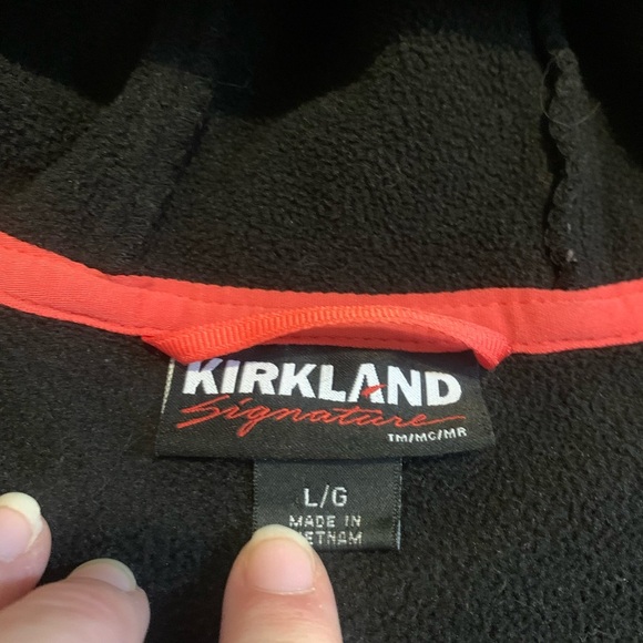 Kirkland Signature Softshell Jacket - Size Large - Picture 2 of 6